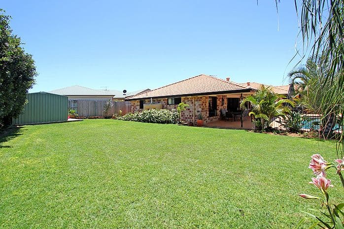2 Aminta Court, WELLINGTON POINT QLD 4160, Wellington Point - Thumbnail 2