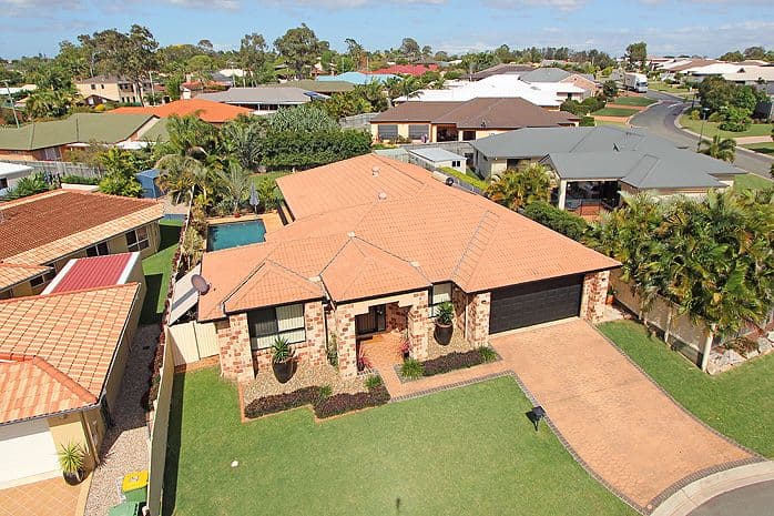 2 Aminta Court, WELLINGTON POINT QLD 4160, Wellington Point - Thumbnail 3