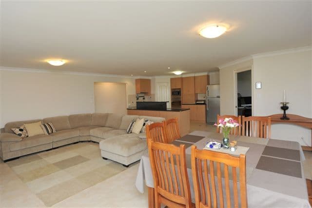 37 Catherine Crescent, KINGSTHORPE QLD 4400, Kingsthorpe - Thumbnail 6