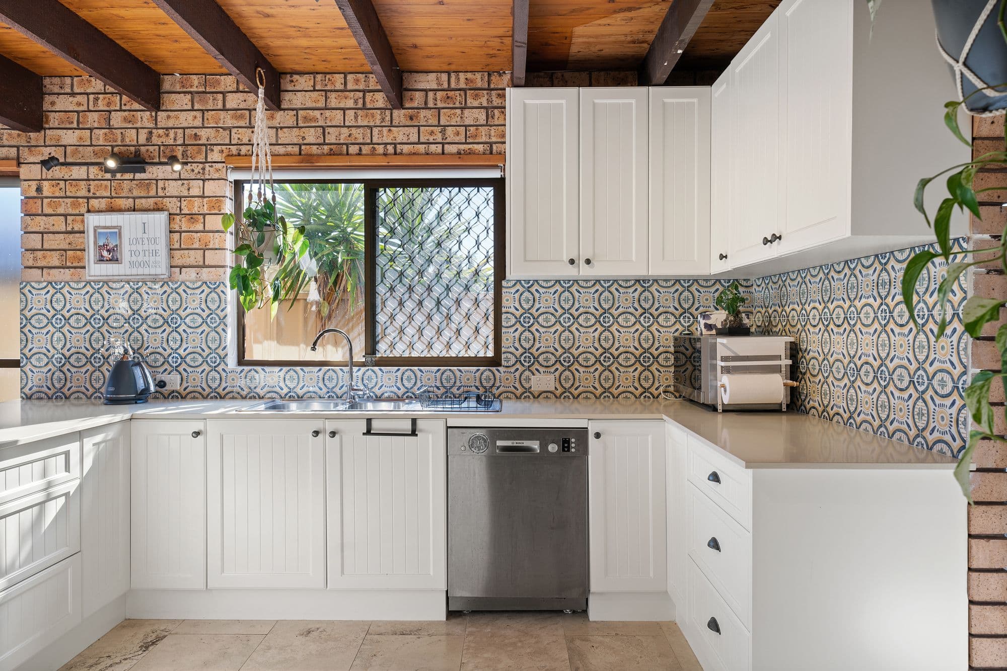 19 Clare Crescent, Berkeley Vale NSW 2261, Berkeley Vale - Thumbnail 2