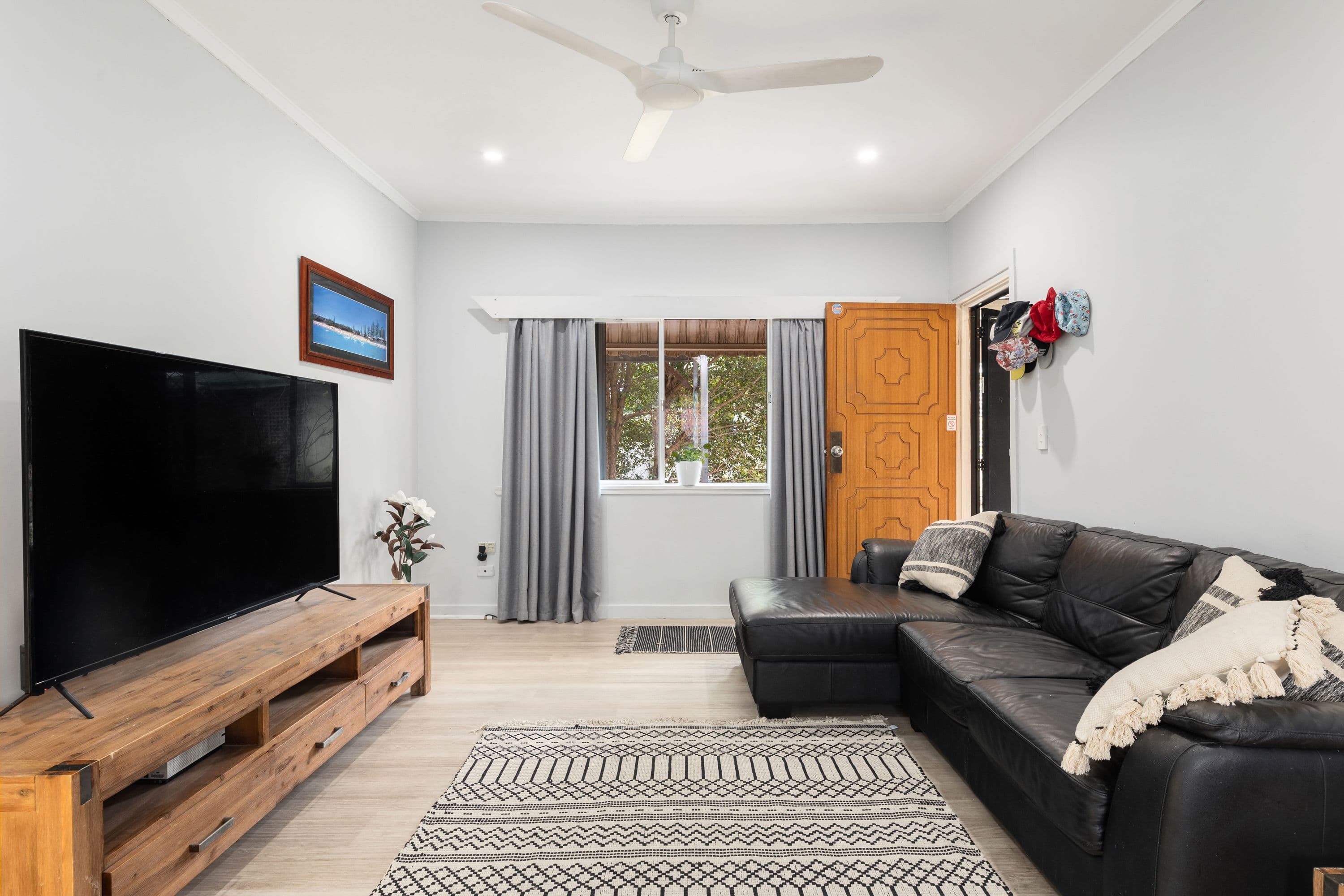 8 Hirschfield Street, Zillmere QLD 4034, Zillmere - Thumbnail 2