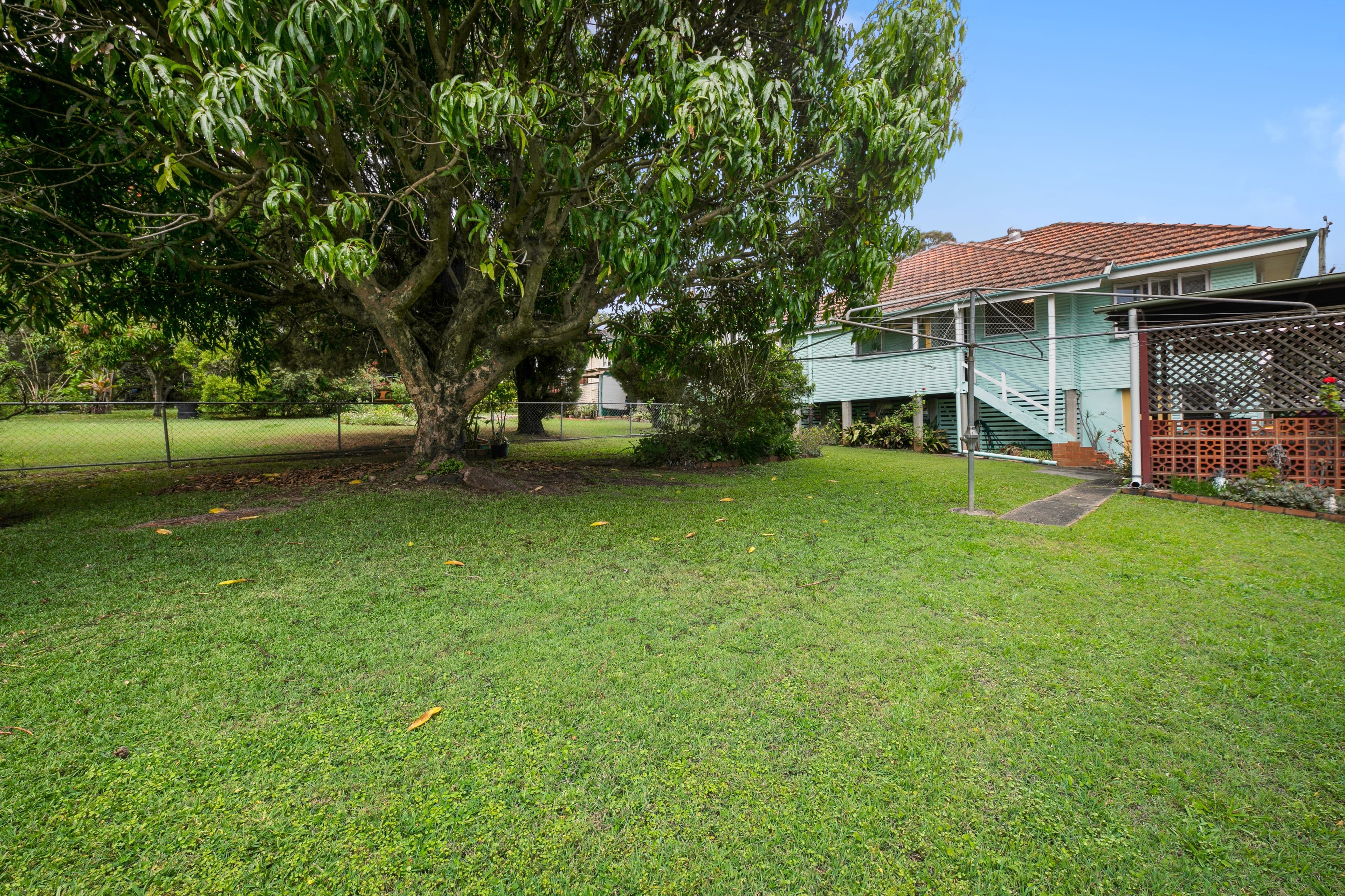 10 Charmaine Street, Moorooka QLD 4105, Moorooka - Thumbnail 3