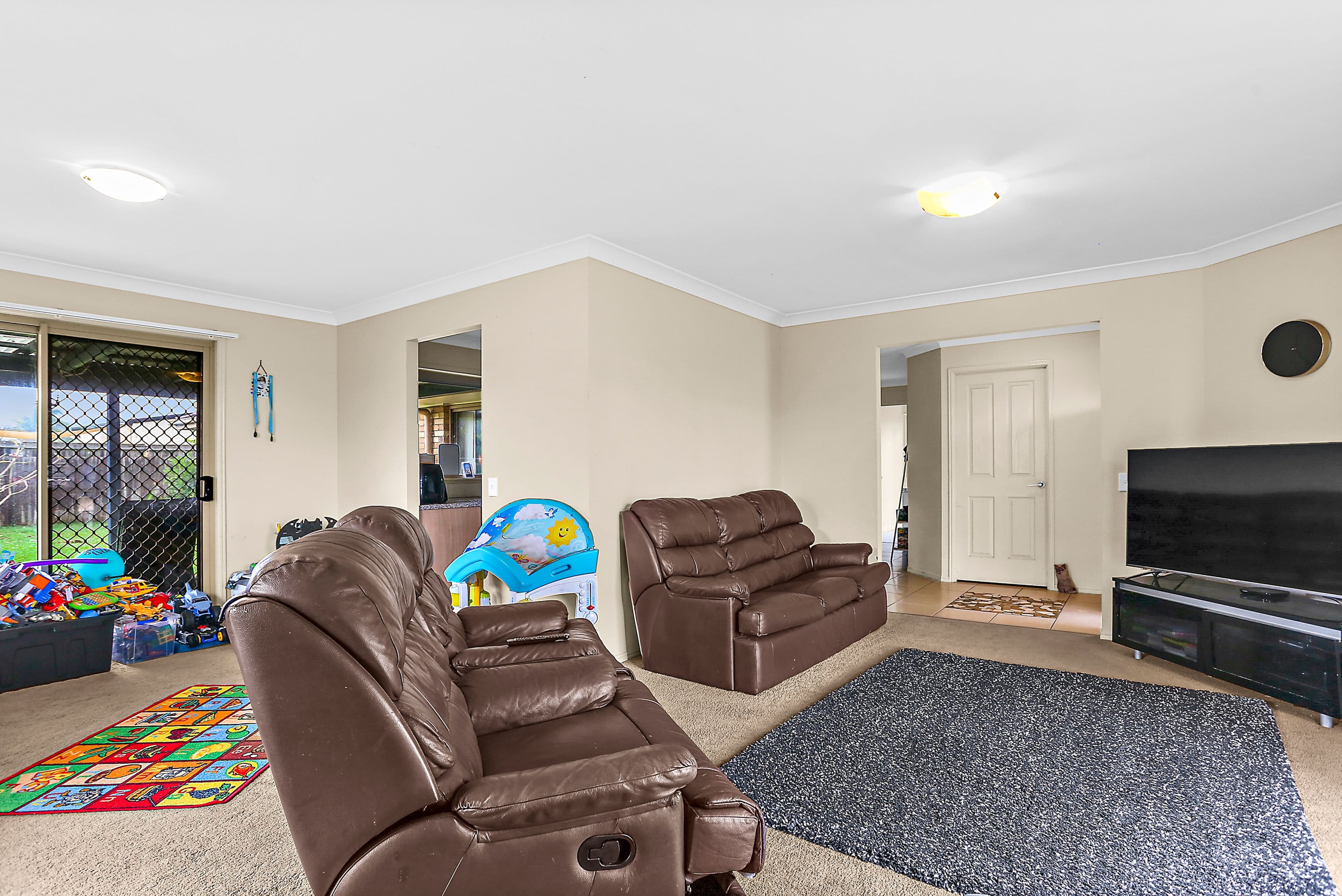 39 Mossman Way, Sandstone Point QLD 4511, Sandstone Point - Thumbnail 7