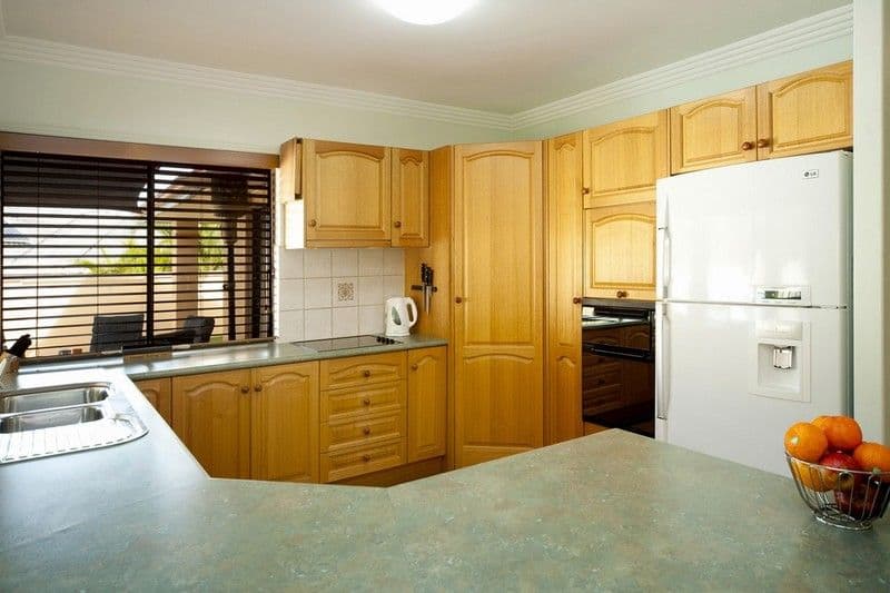 21 Nottinghill Gate Drive, ARUNDEL QLD 4214, Arundel - Thumbnail 5