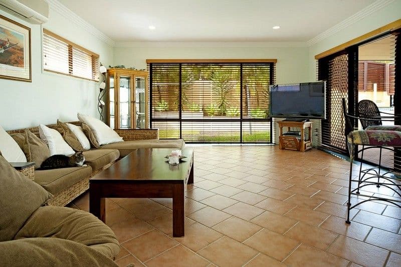 21 Nottinghill Gate Drive, ARUNDEL QLD 4214, Arundel - Thumbnail 7