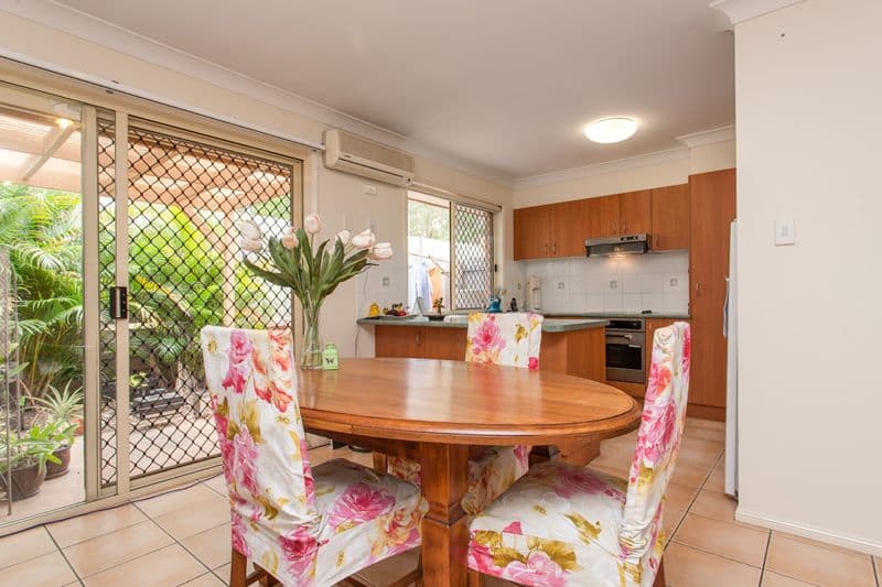 62 Coora Street, Wishart QLD 4122, Wishart - Thumbnail 4