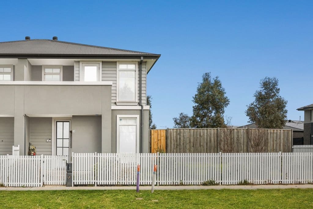 2A Evison View, Werribee VIC 3030, Werribee - Image 1