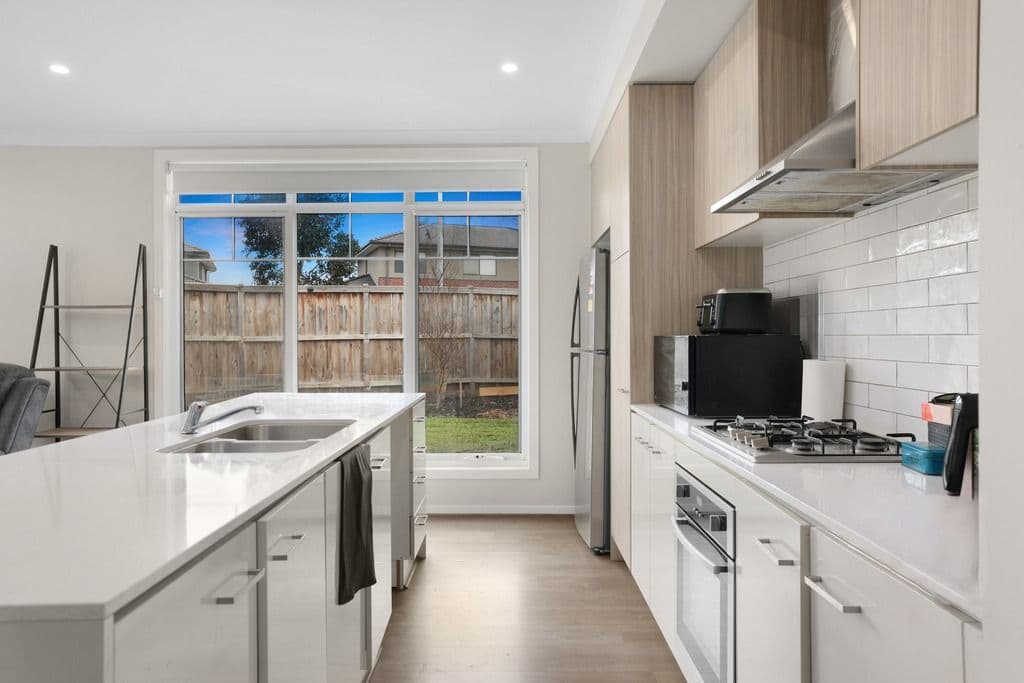 2A Evison View, Werribee VIC 3030, Werribee - Thumbnail 8