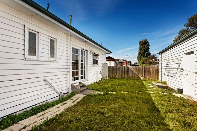 1 Bradshaw Street, KINGSBURY VIC 3083, Kingsbury - Thumbnail 4