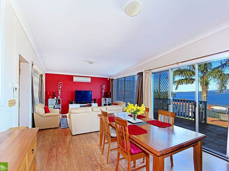 42 Grand View Parade, Lake Heights NSW 2502, Lake Heights - Thumbnail 2
