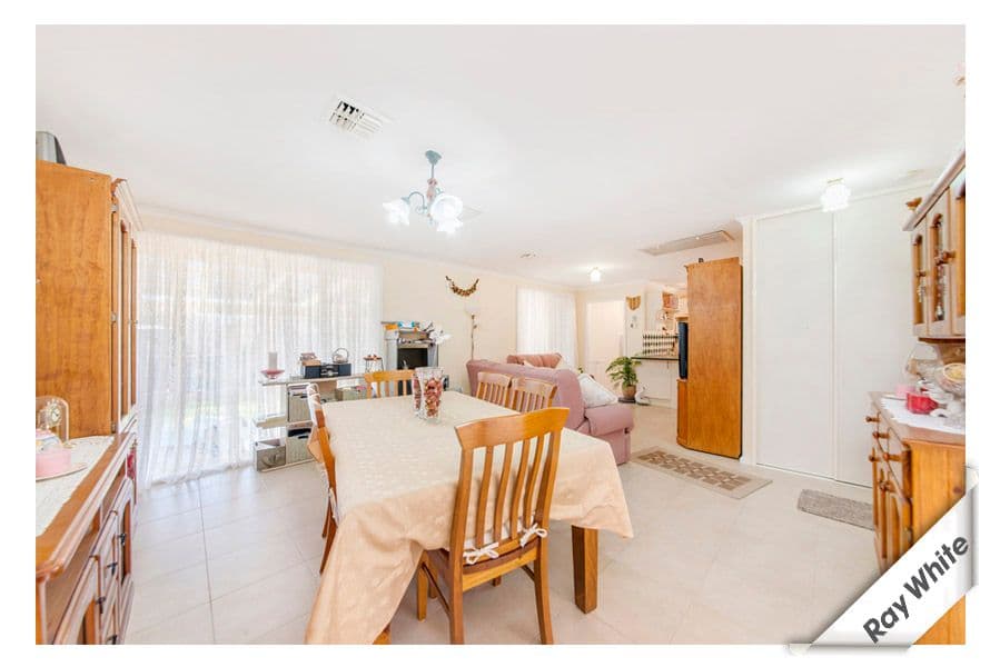 2 Macqueen Place, CHARNWOOD ACT 2615, Charnwood - Thumbnail 5