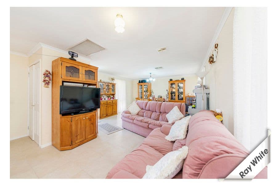 2 Macqueen Place, CHARNWOOD ACT 2615, Charnwood - Thumbnail 6