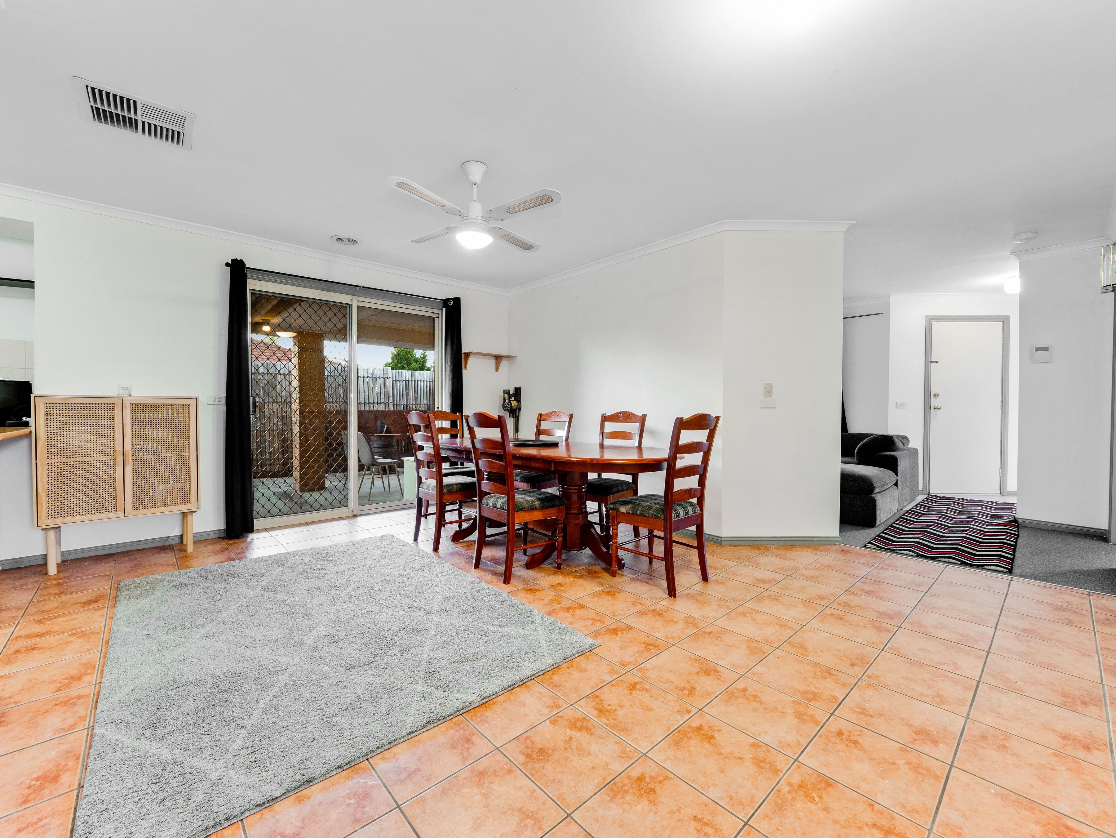 27 Genoa Way, Cranbourne West VIC 3977, Cranbourne West - Thumbnail 5