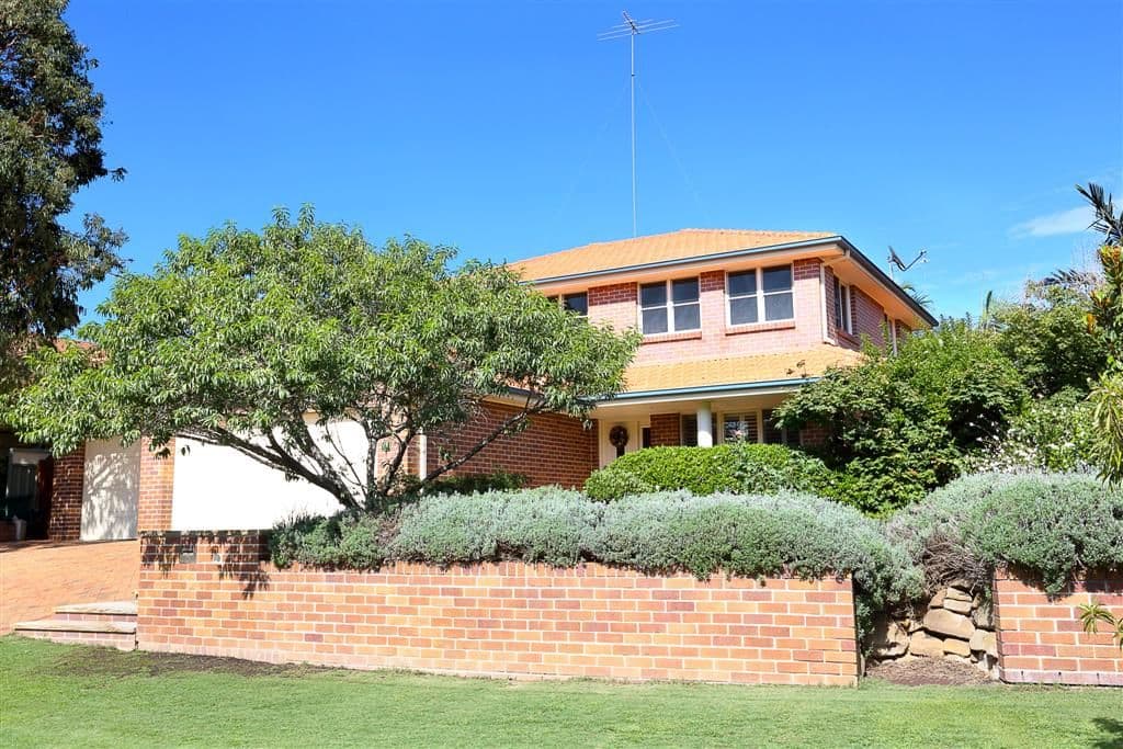 1 Huntingdale Drive, GLENMORE PARK NSW 2745, Glenmore Park - Thumbnail 3