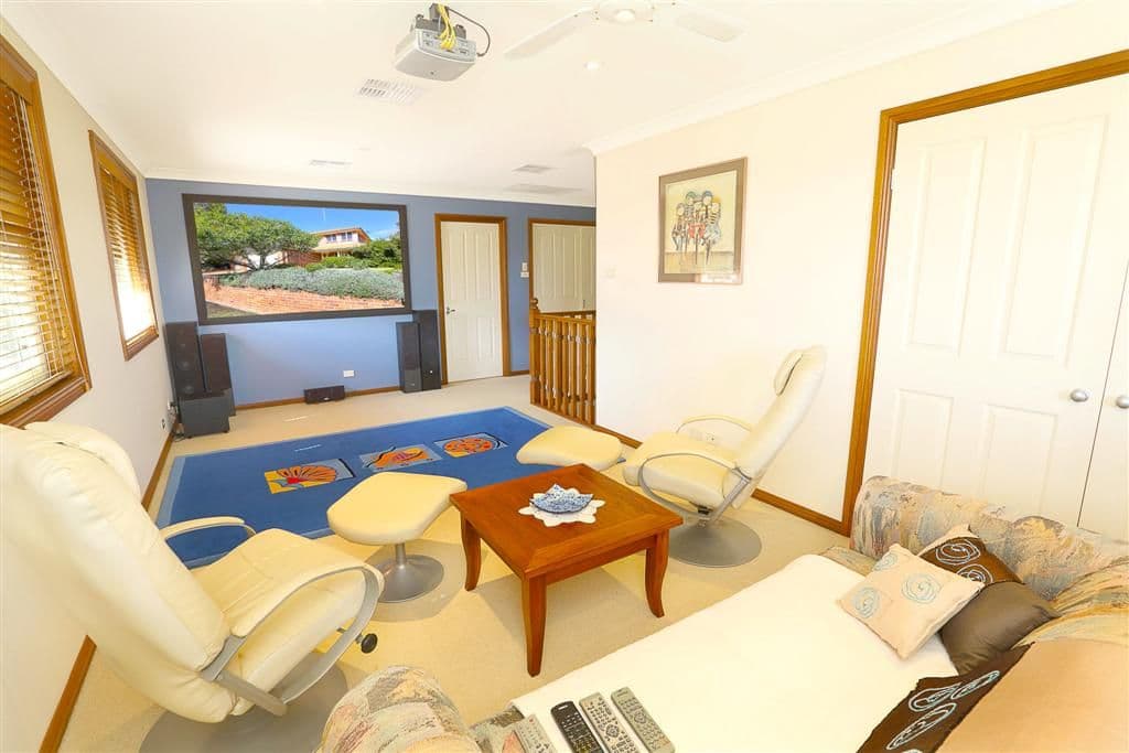 1 Huntingdale Drive, GLENMORE PARK NSW 2745, Glenmore Park - Thumbnail 7