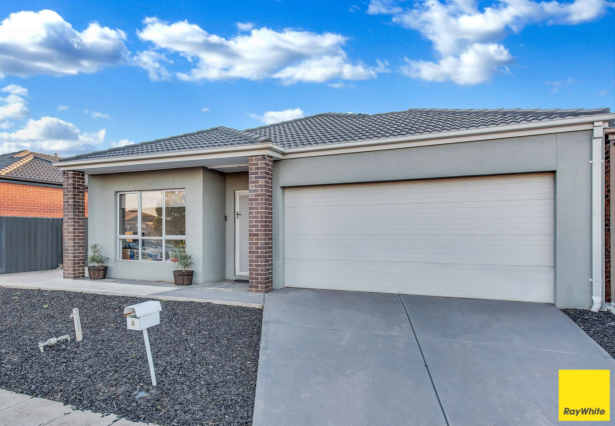 4 Eucla Street, Tarneit VIC 3029, Tarneit - Thumbnail 2
