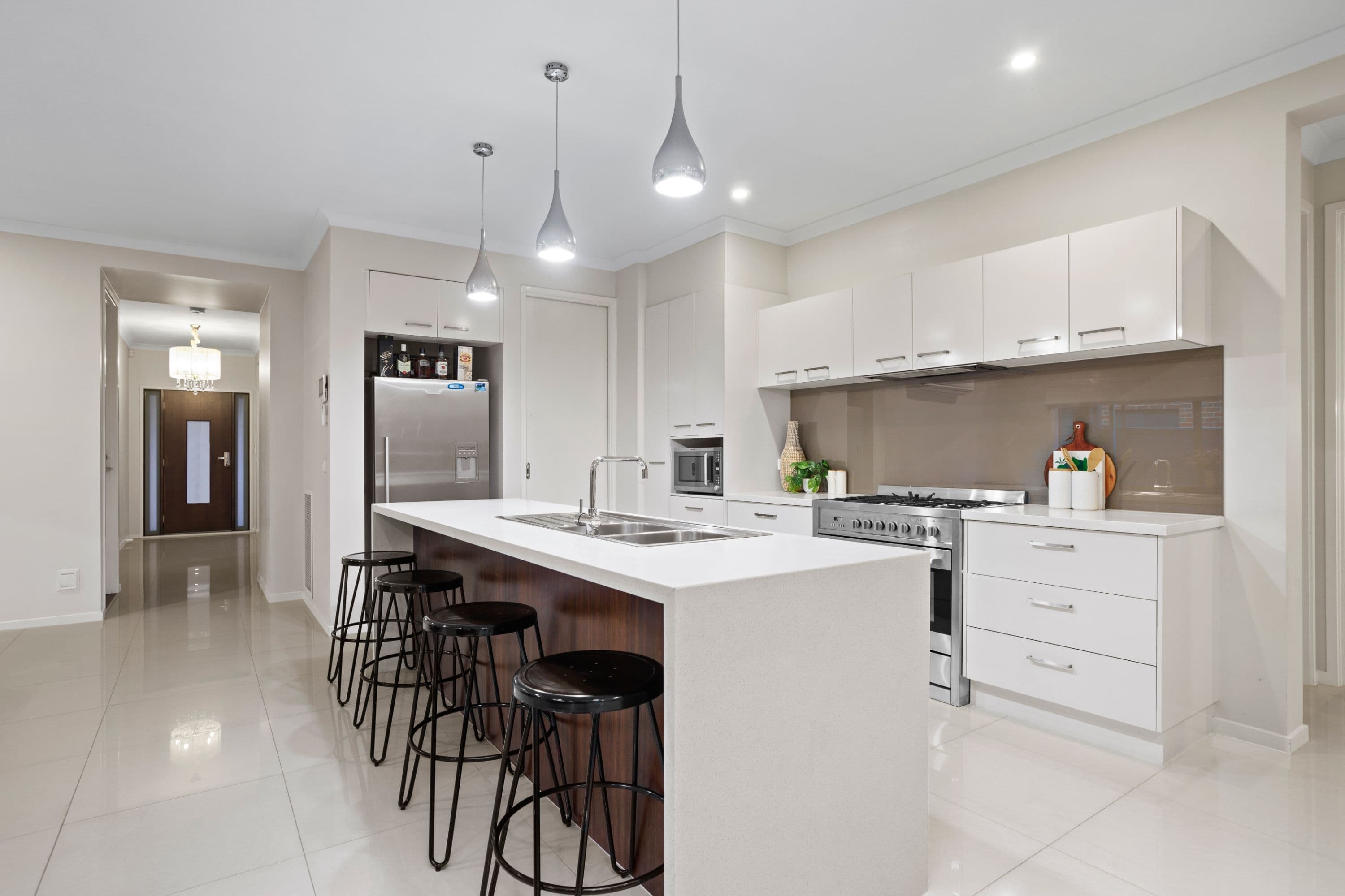 44 Manor House Drive, Epping VIC 3076, Epping - Thumbnail 2