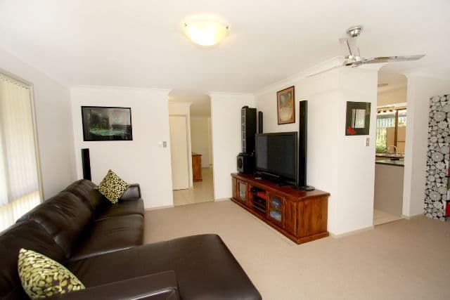 62 Jilbard Drive, SPRINGWOOD QLD 4127, Springwood - Thumbnail 3