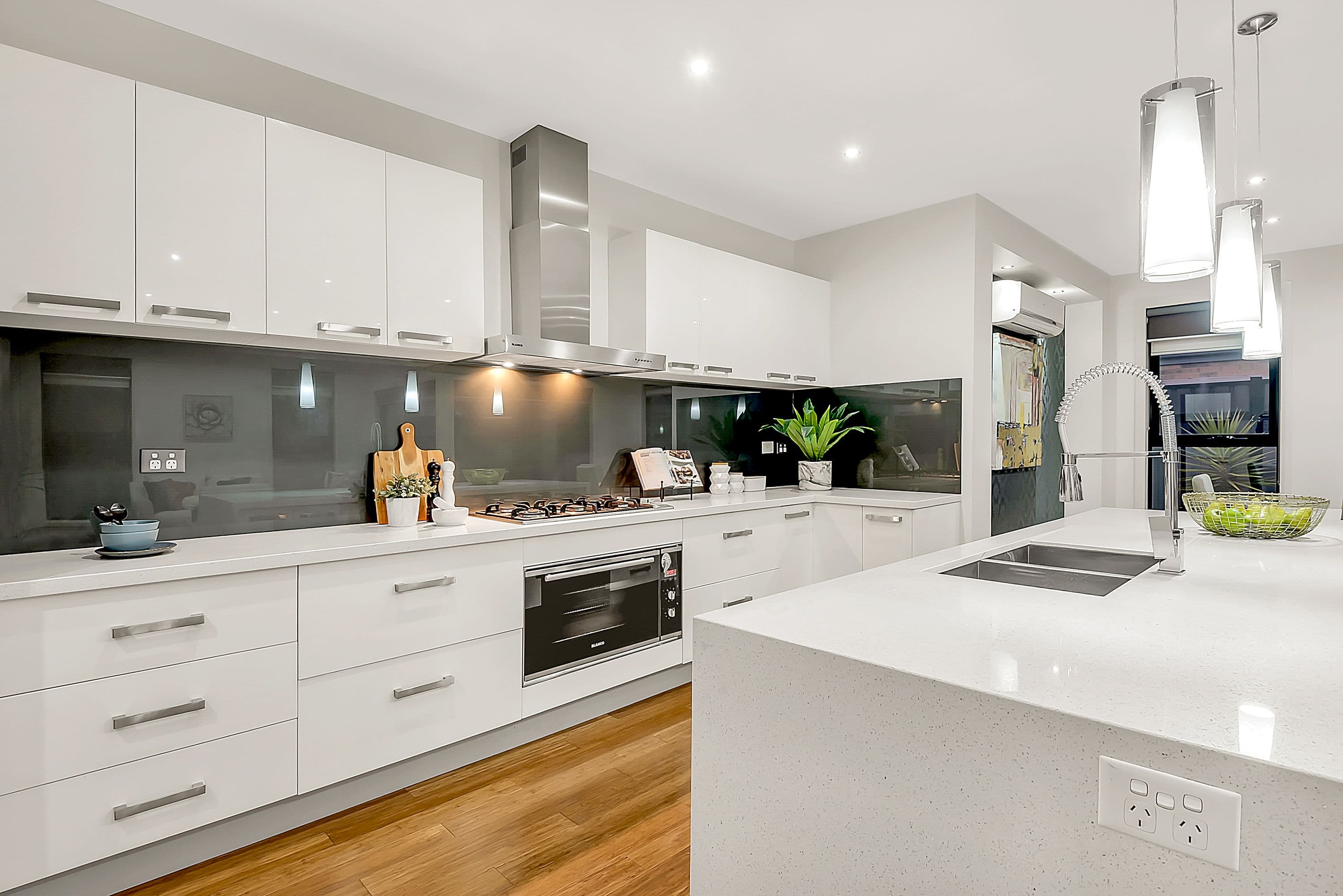19 Farrell Street, Craigieburn VIC 3064, Craigieburn - Thumbnail 7
