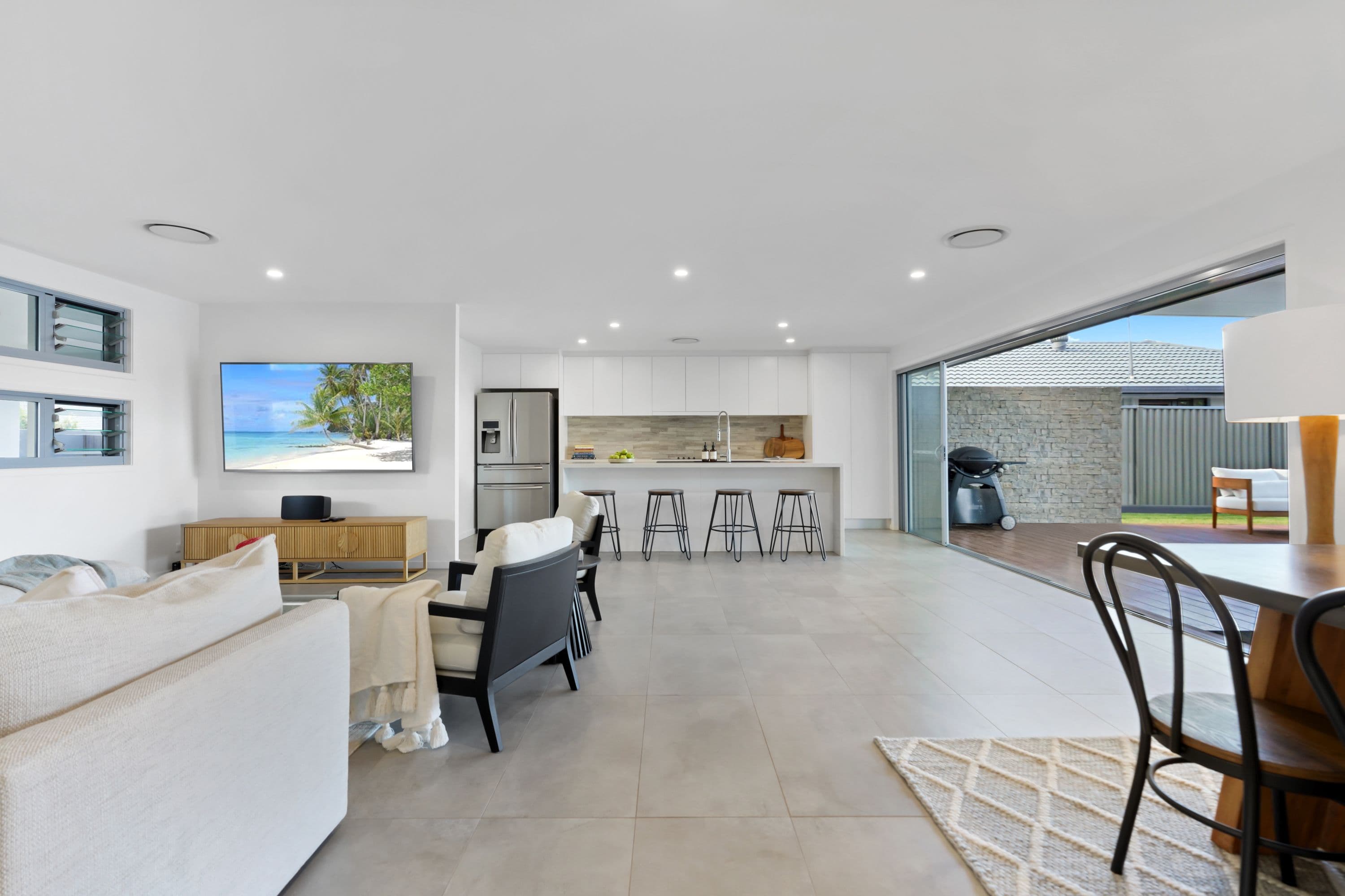 9 Kurrajong Court, Palm Beach QLD 4221, Palm Beach - Thumbnail 4