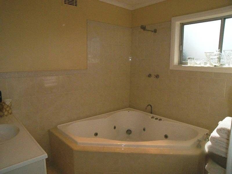 18 Bluegum Road, YOUNGTOWN TAS 7249, Youngtown - Thumbnail 3