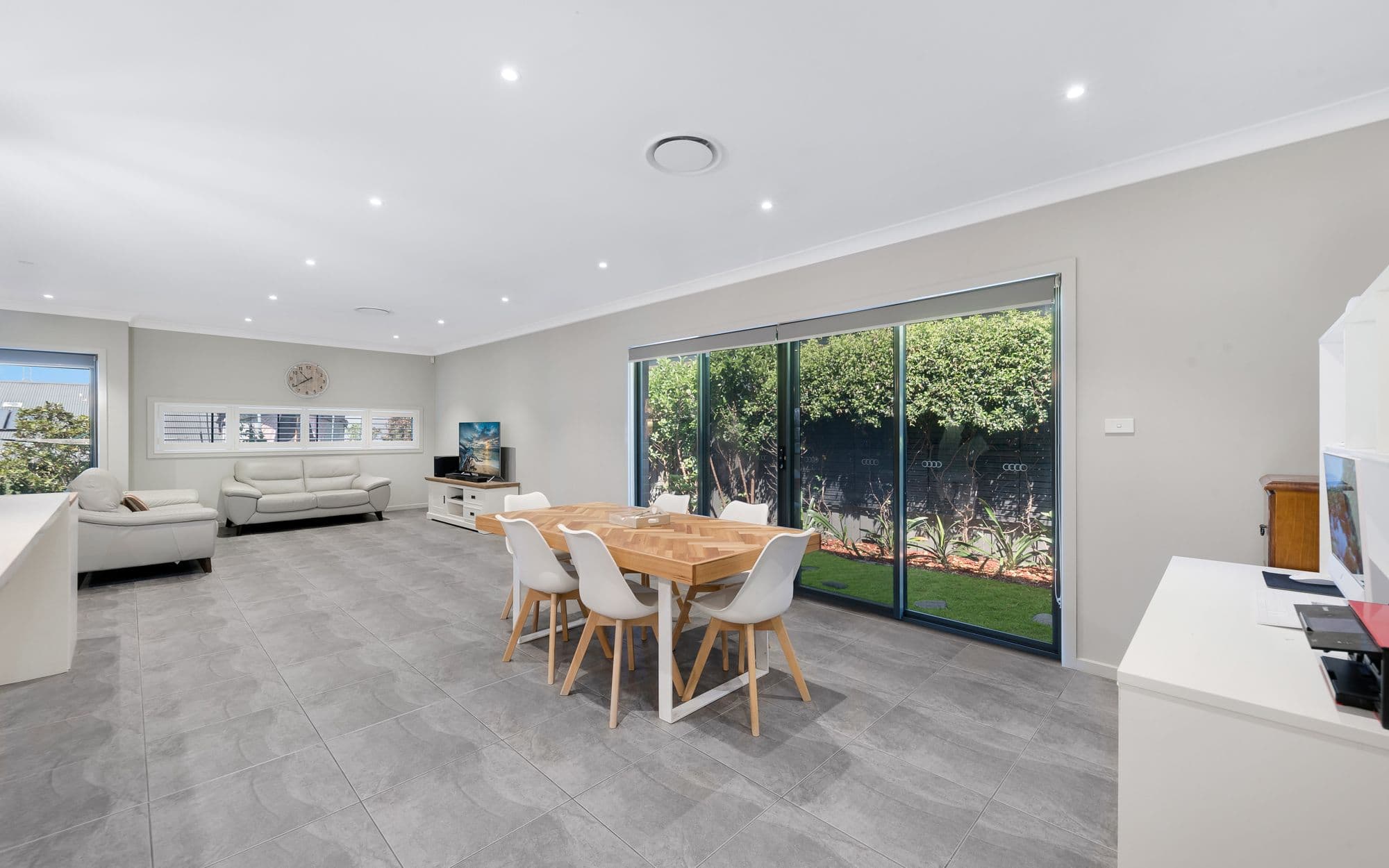 22 Fairbank Drive, GLEDSWOOD HILLS NSW 2557, Gledswood Hills - Thumbnail 5