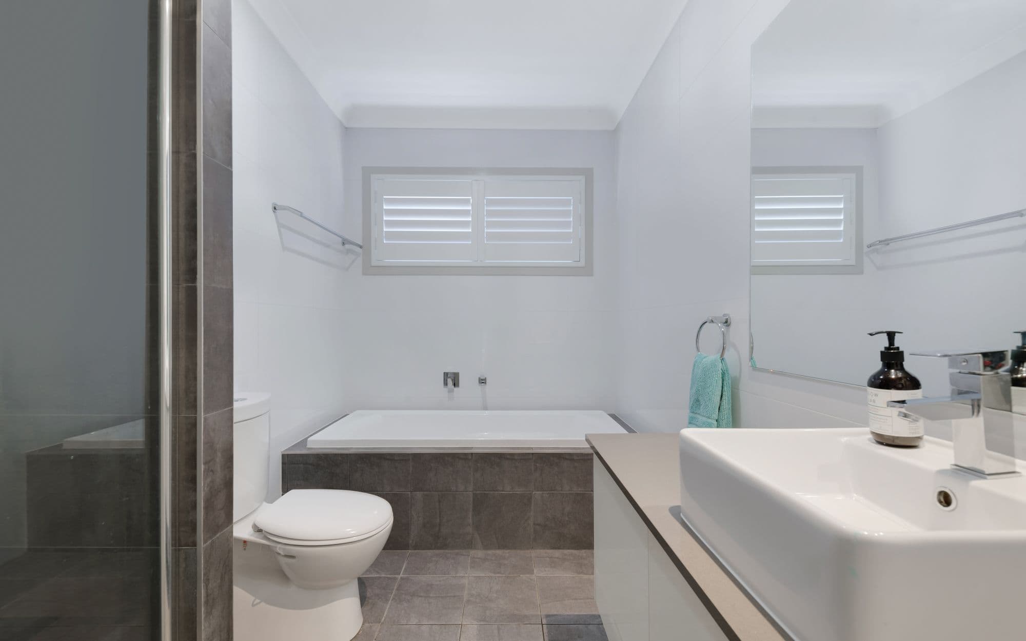 22 Fairbank Drive, GLEDSWOOD HILLS NSW 2557, Gledswood Hills - Thumbnail 8