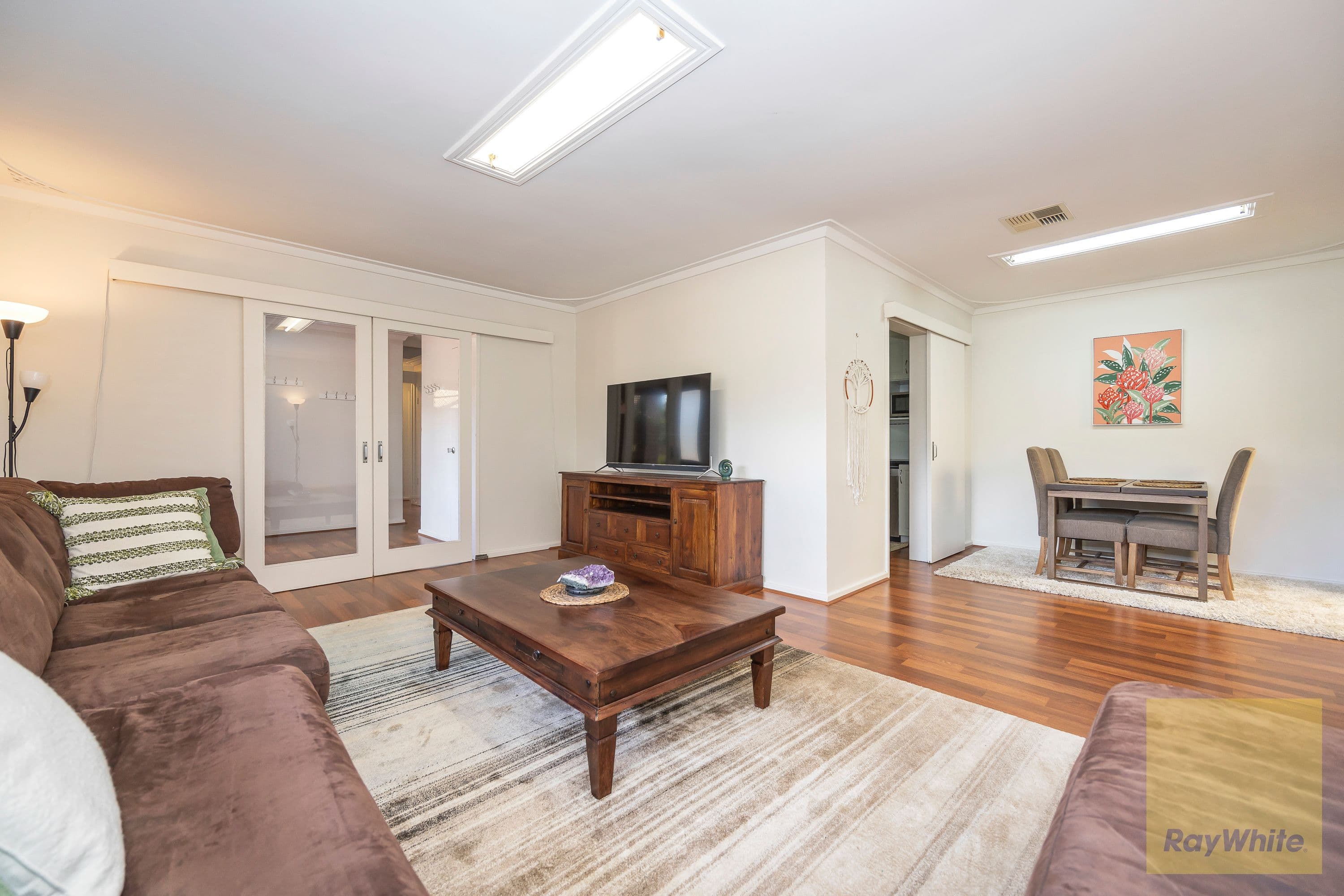 6 Sampson Close, Kalamunda WA 6076, Kalamunda - Thumbnail 3