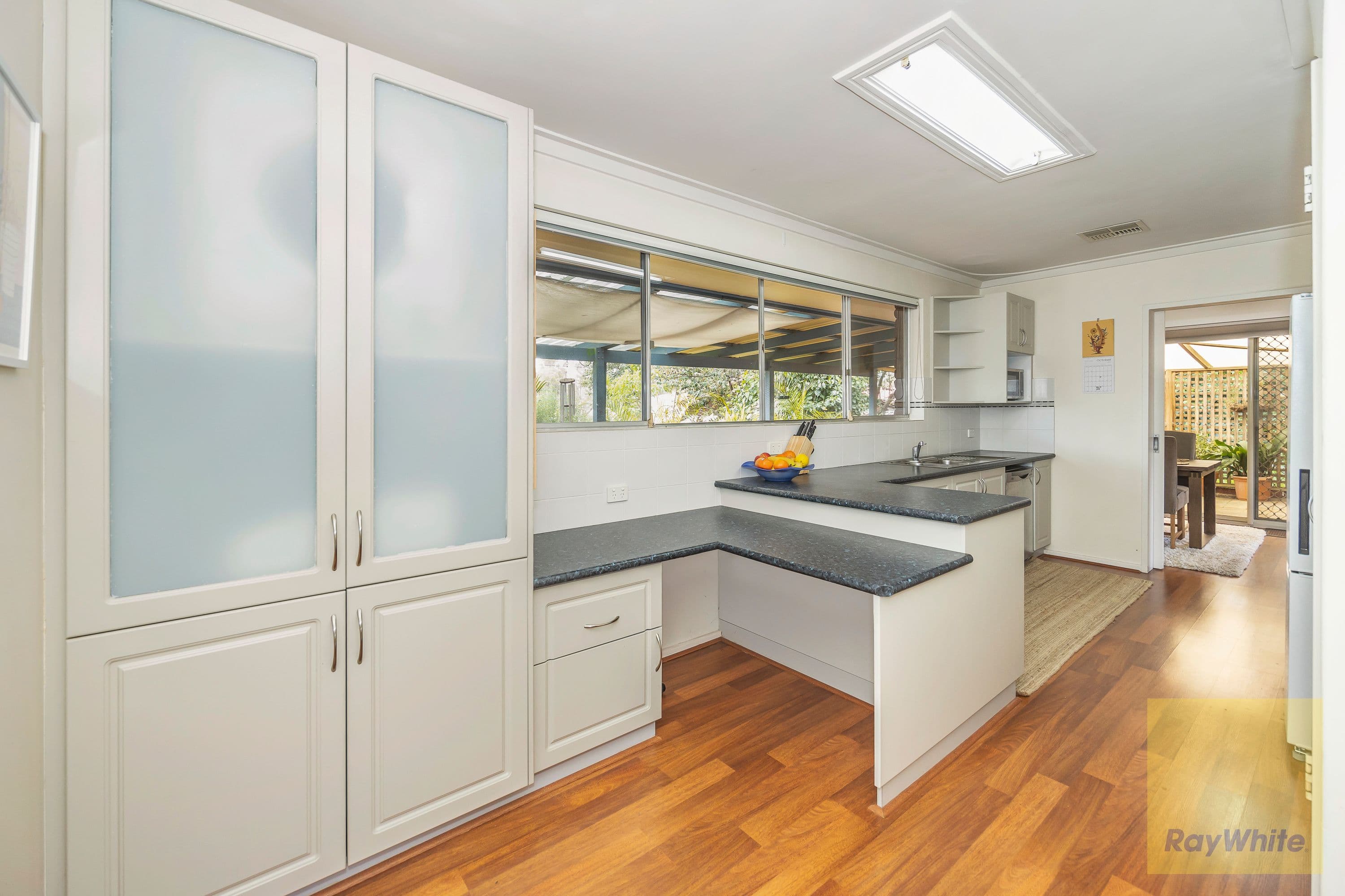 6 Sampson Close, Kalamunda WA 6076, Kalamunda - Thumbnail 5