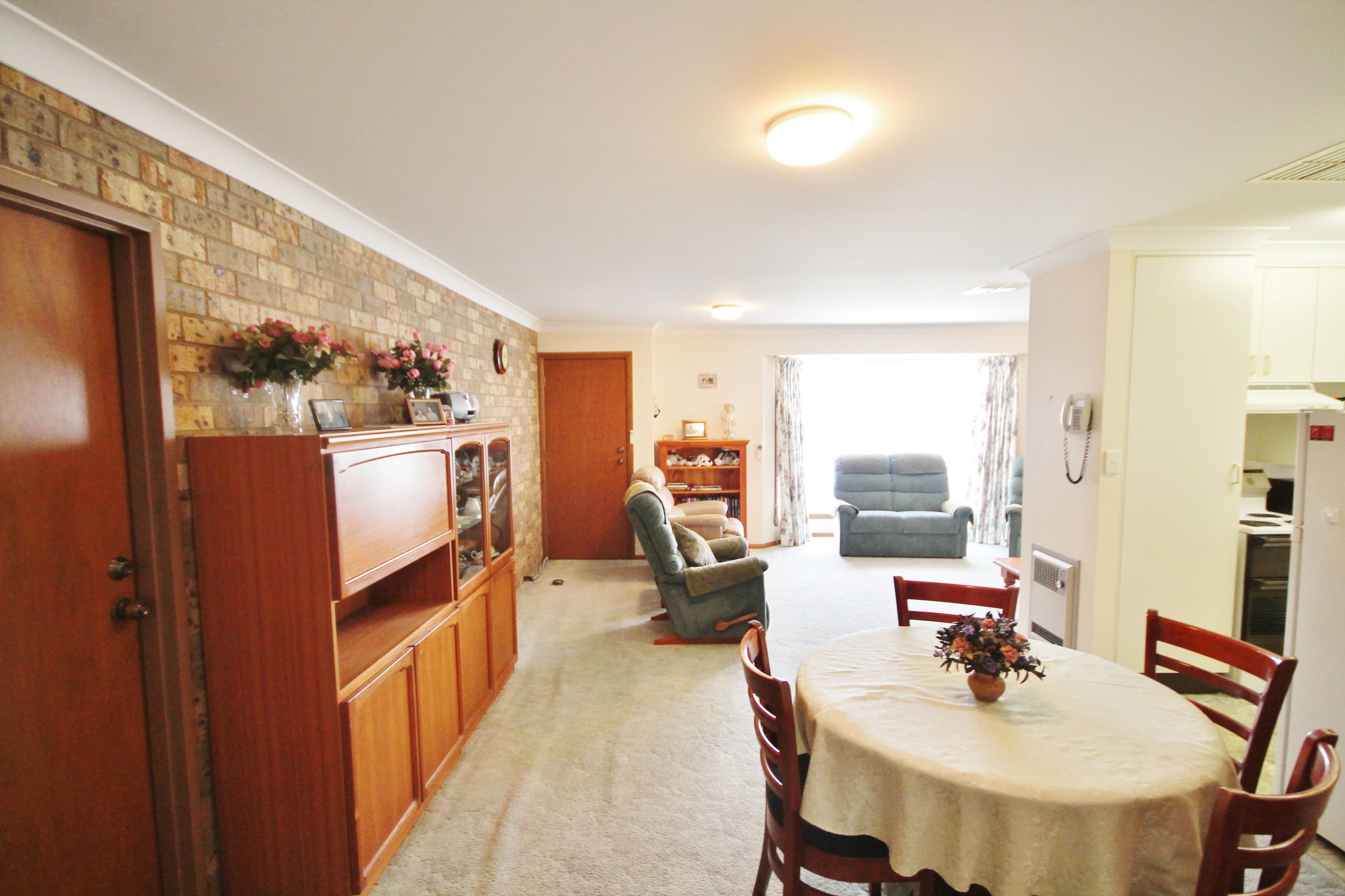  10-12 Blackett Avenue, Young NSW 2594, Young - Thumbnail 6