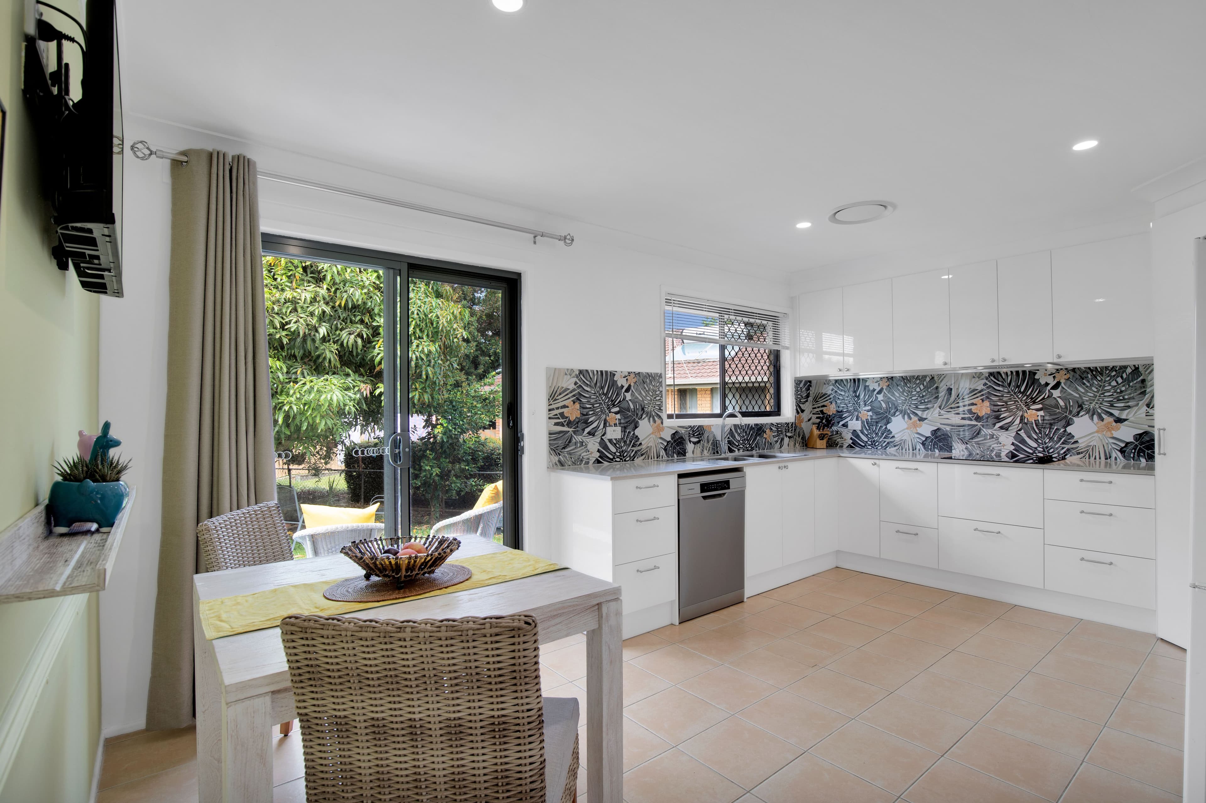 10 Bailey Road, Deception Bay QLD 4508, Deception Bay - Image 1