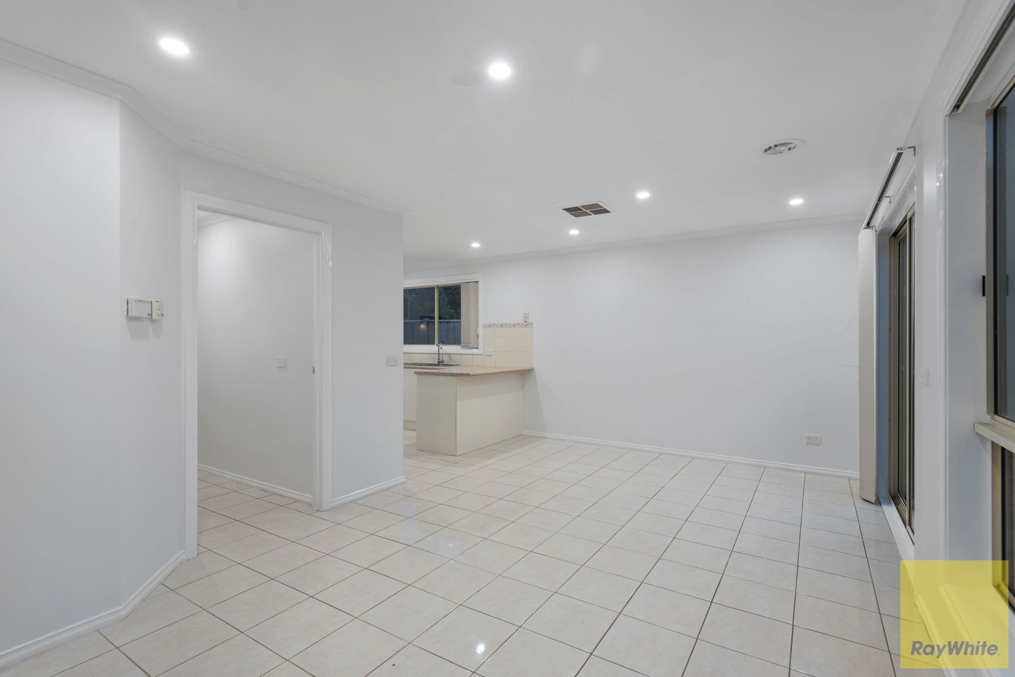 13 Lauderdale Drive, Tarneit VIC 3029, Tarneit - Thumbnail 6