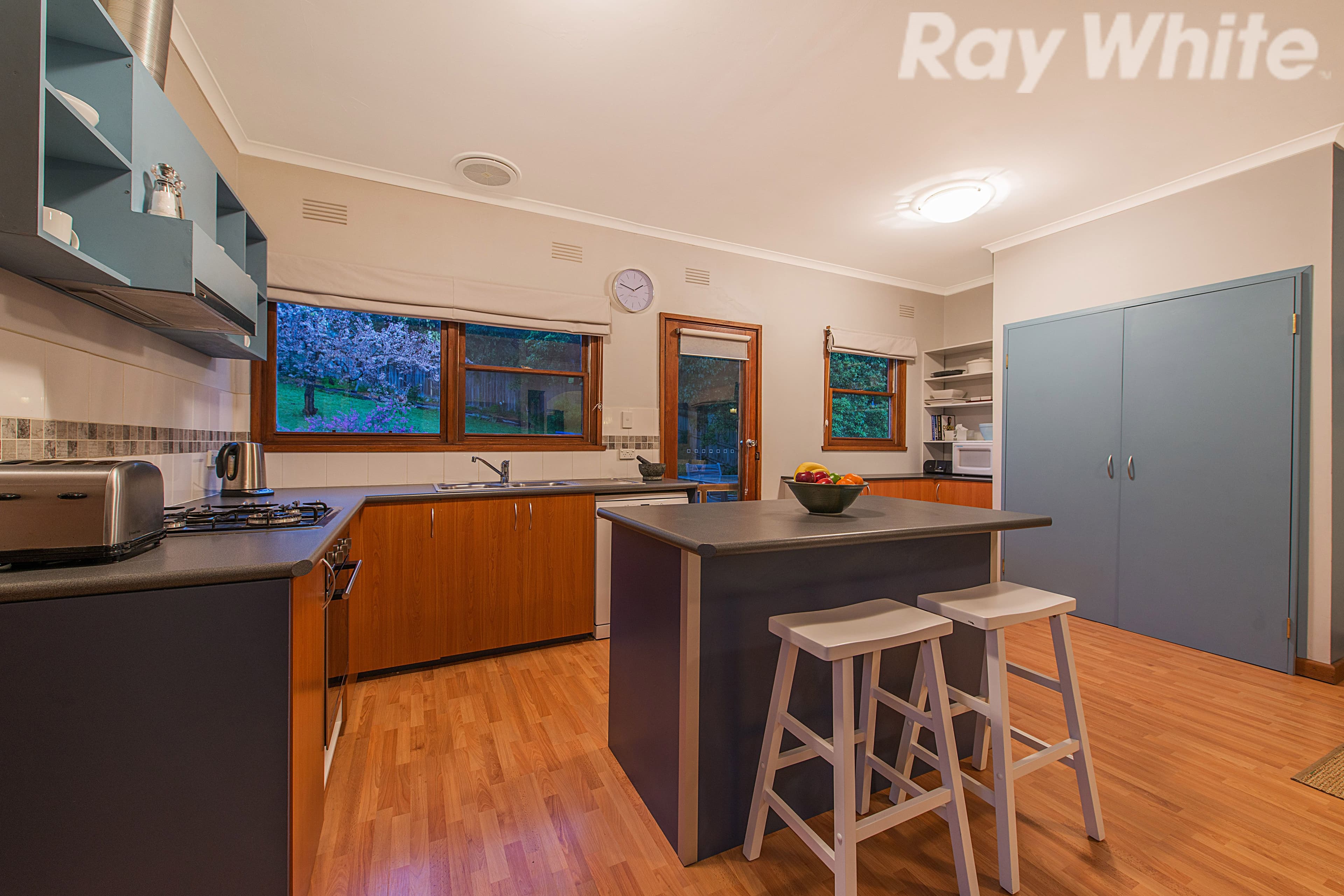 10 Pleasant Road, Ferntree Gully VIC 3156, Ferntree Gully - Thumbnail 4