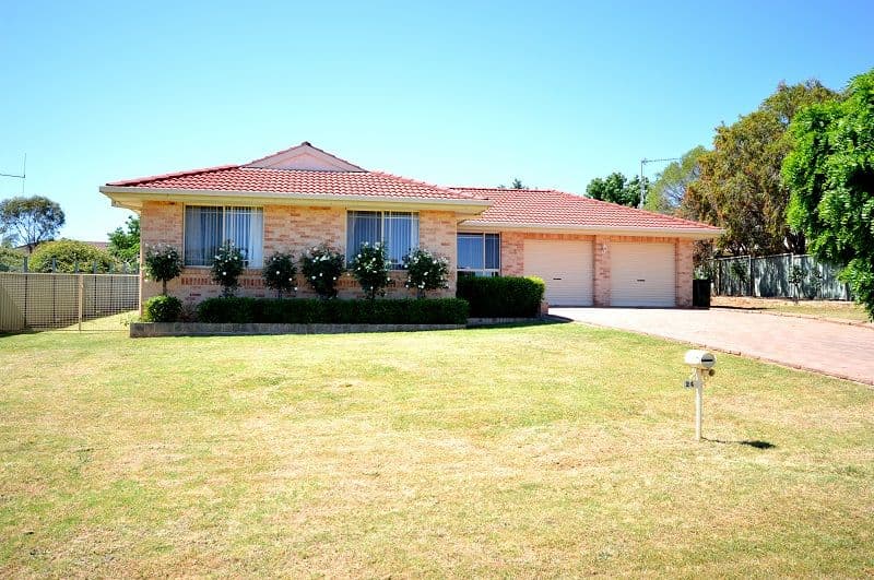 24 Evans Street, COWRA NSW 2794, Cowra - Image 1