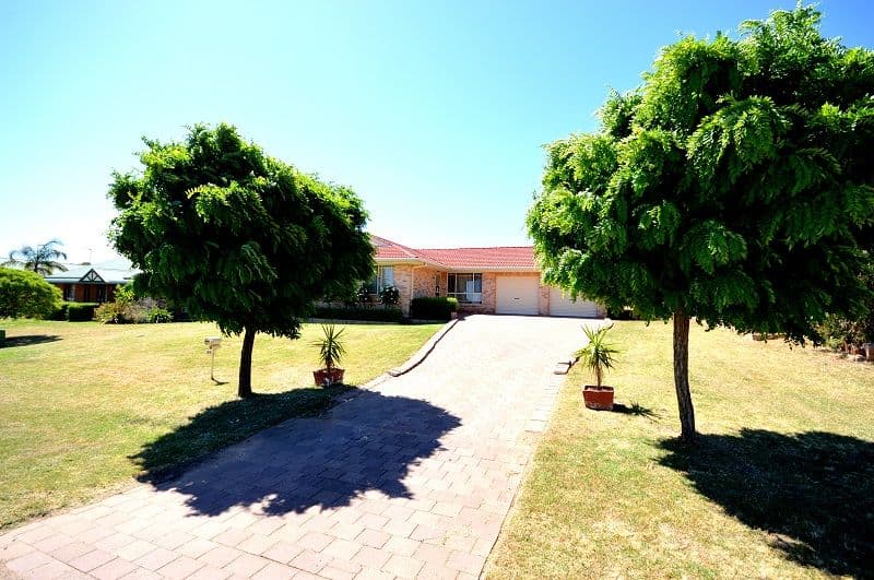 24 Evans Street, COWRA NSW 2794, Cowra - Thumbnail 2