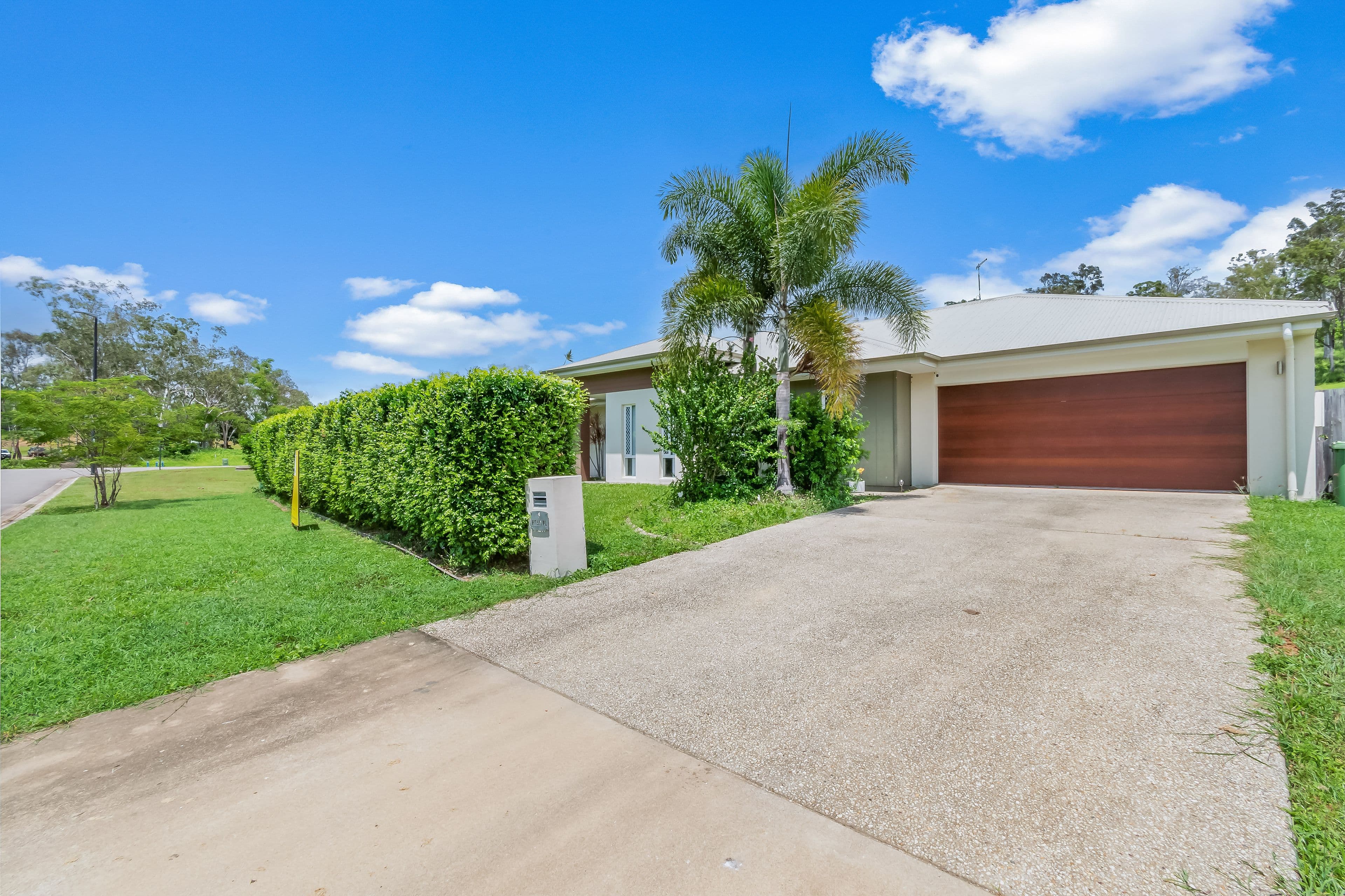 1 Helm Place, Cannonvale QLD 4802, Cannonvale - Thumbnail 2