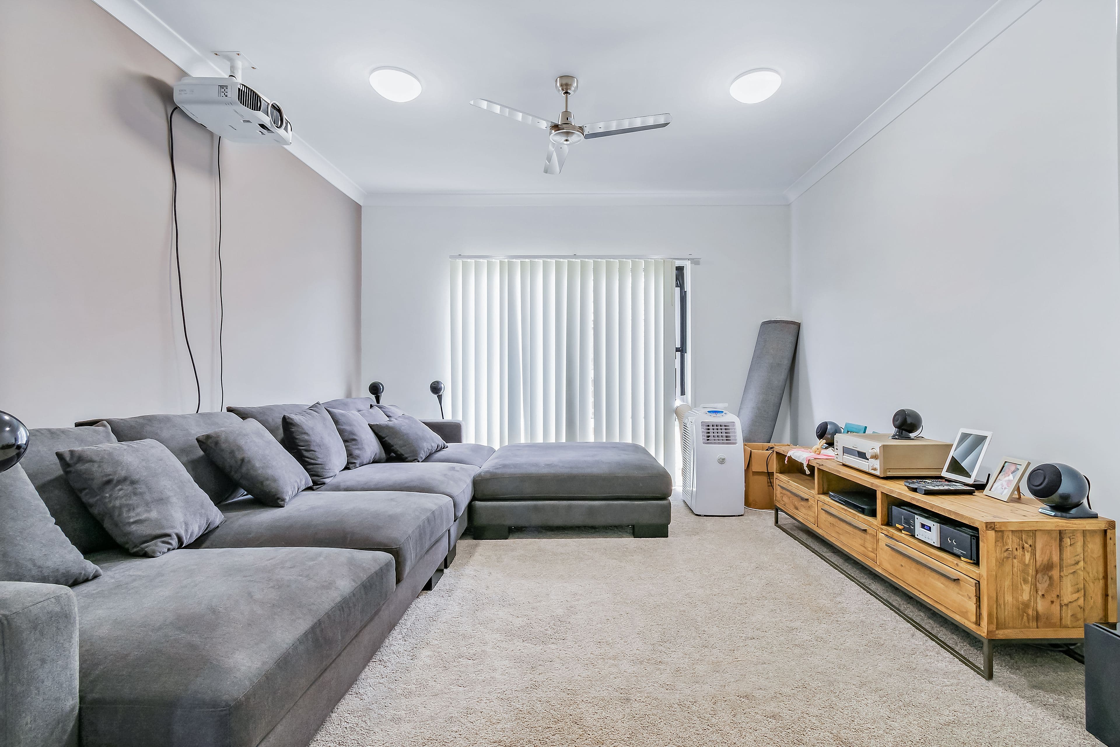 1 Helm Place, Cannonvale QLD 4802, Cannonvale - Thumbnail 5