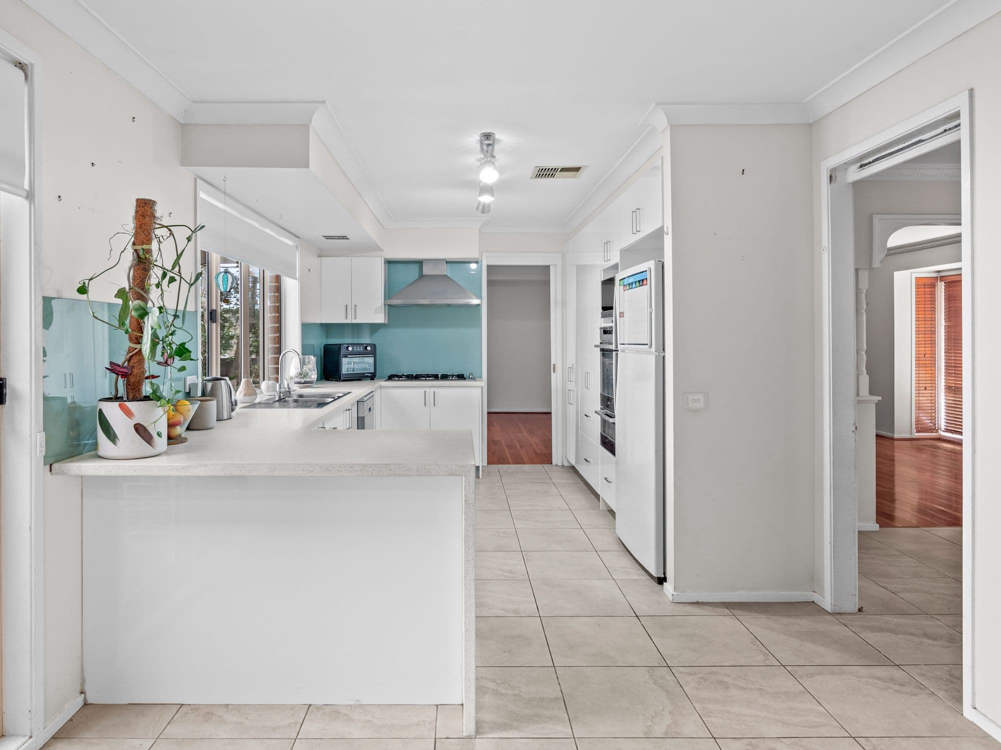 10 Clydebank Crescent, Glen Alpine NSW 2560, Glen Alpine - Thumbnail 5