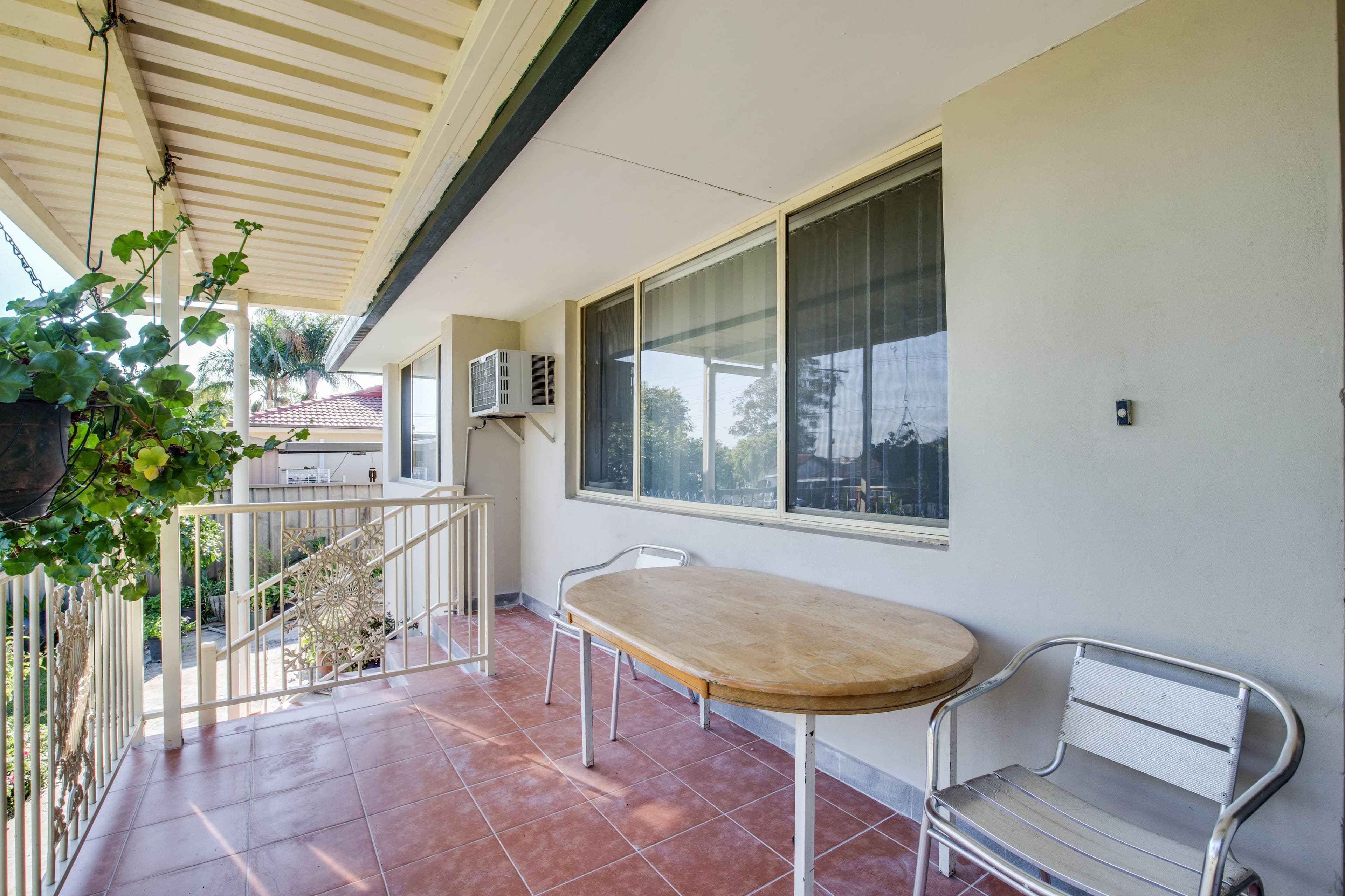 31 Thrift Street, Colyton - Thumbnail 2