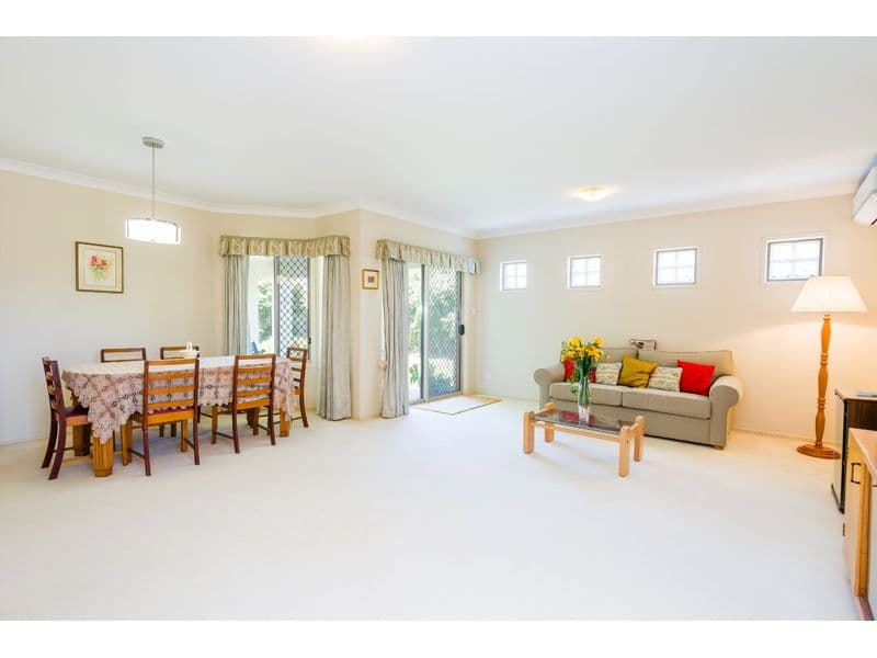 7 Dorval Close, Mansfield QLD 4122, Mansfield - Thumbnail 2