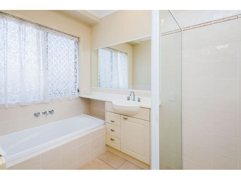 7 Dorval Close, Mansfield QLD 4122, Mansfield - Thumbnail 7