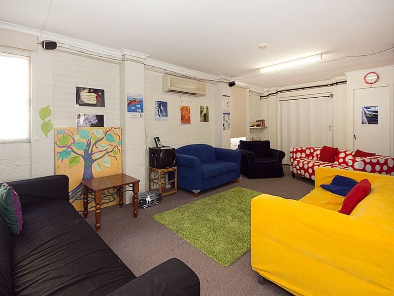 GREENSLOPES QLD 4120, Greenslopes - Thumbnail 2