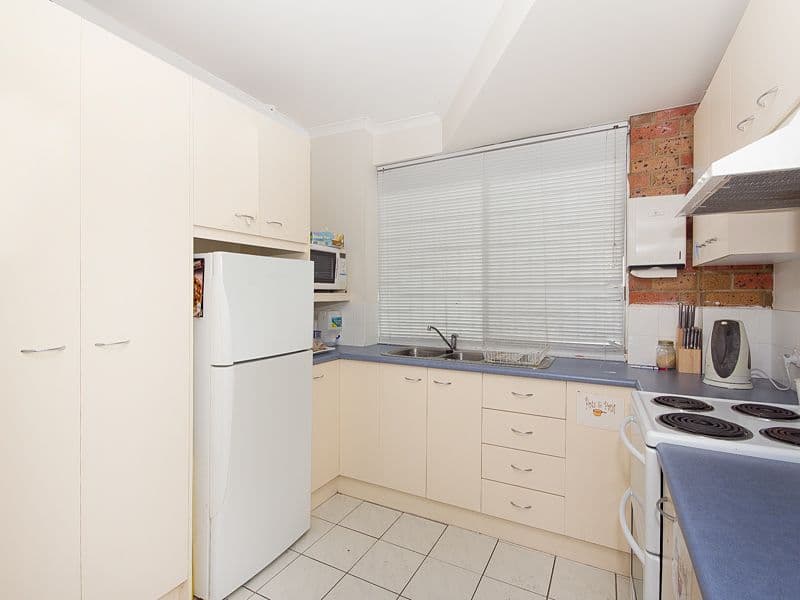 GREENSLOPES QLD 4120, Greenslopes - Thumbnail 3