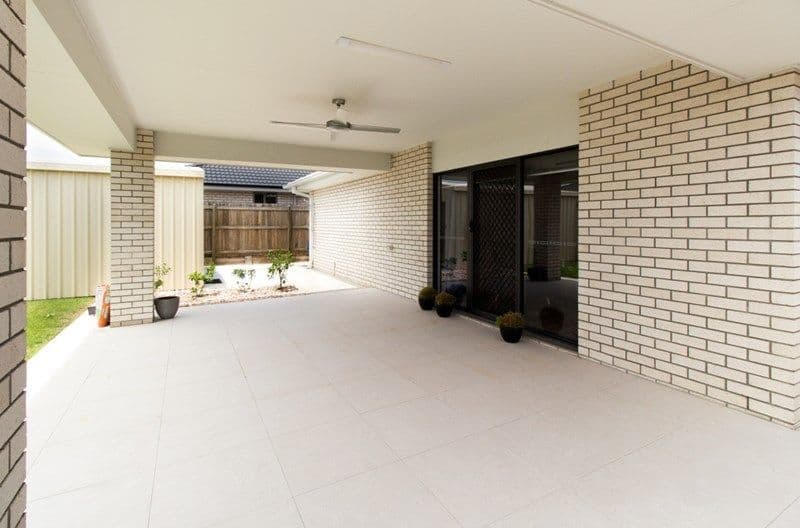 15 Cunningham Street, FLAGSTONE QLD 4280, Flagstone - Thumbnail 6