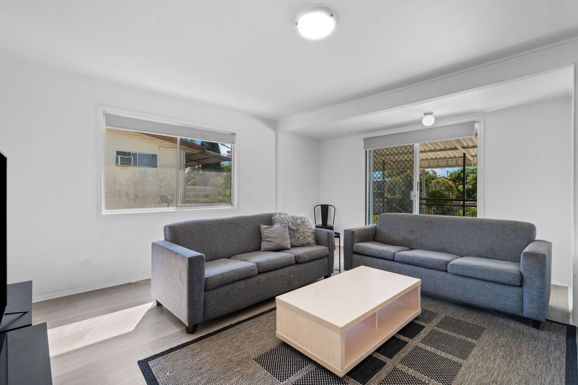 10 Margarette Street, Logan Central QLD 4114, Logan Central - Thumbnail 3