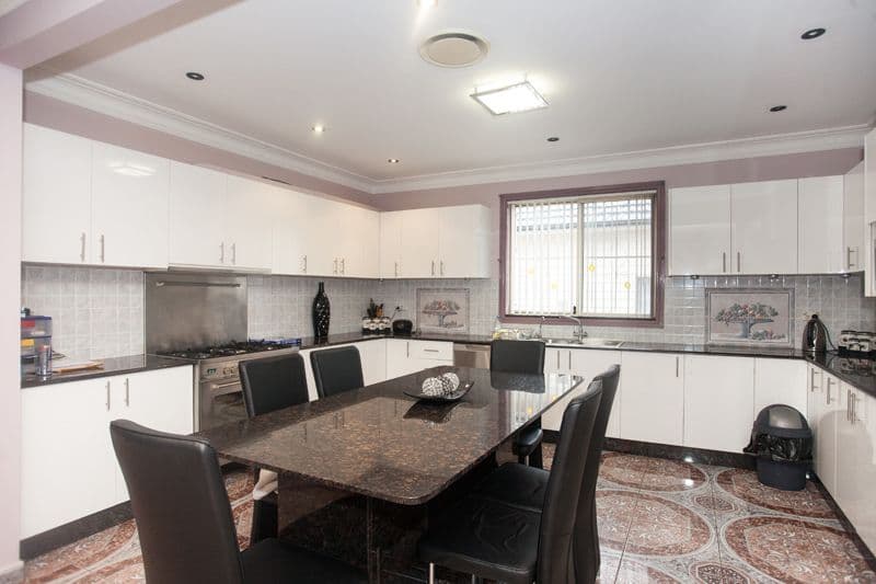 9 GOSLING Street, GREENACRE NSW 2190, Greenacre - Thumbnail 3