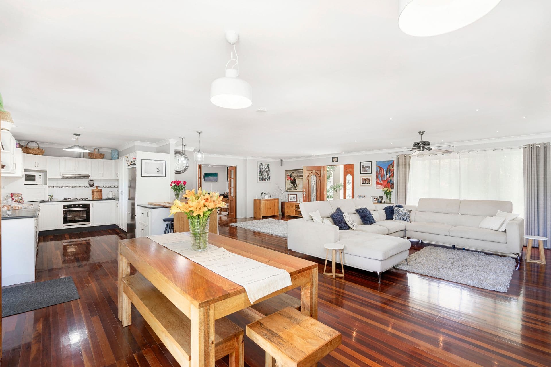 32 Tallebudgera Creek Road, Burleigh Heads QLD 4220, Burleigh Heads - Thumbnail 7