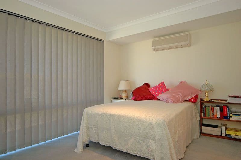 42 Lombardy Crescent, CAVERSHAM WA 6055, Caversham - Thumbnail 7