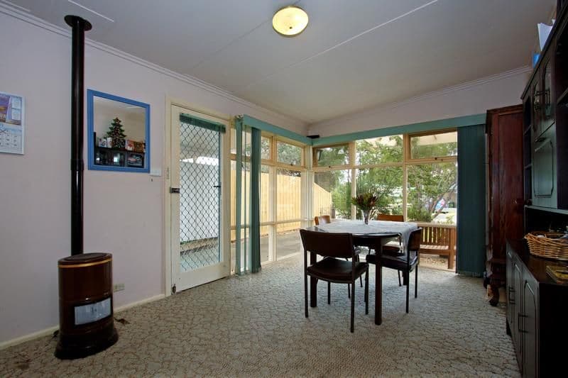 56 Sixth Avenue, ROSEBUD VIC 3939, Rosebud - Thumbnail 3