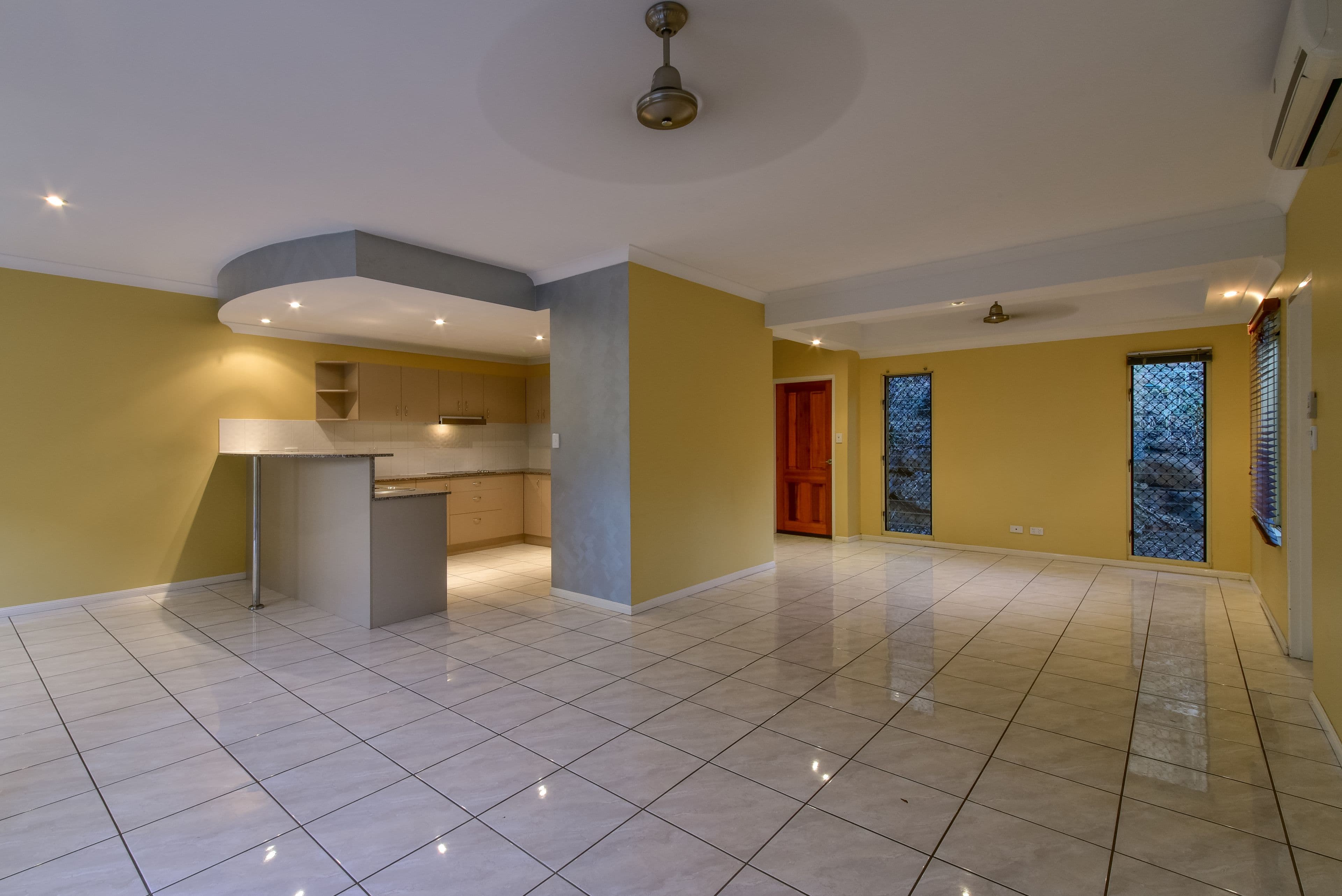 152 - 154 Shute Harbour Road, Cannonvale QLD 4802, Cannonvale - Image 1